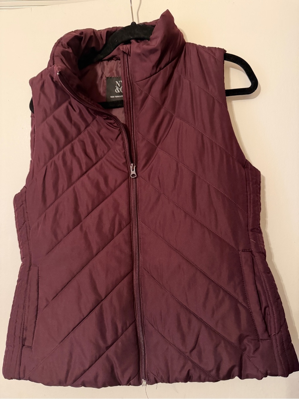 New York & Company Quilted Navy Blue Vest women L burgundy